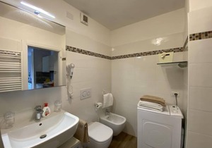 Viola by Interhome