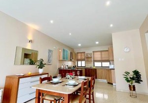 Vittoriosa Seafront Highly Furnished Apartment FL 4