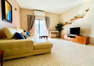Vittoriosa Seafront Highly Furnished Apartment FL 4
