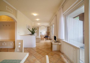 Wanda Apartment 2