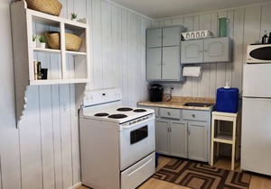 Waterfront Adults Only Private Cabin Sleep 4