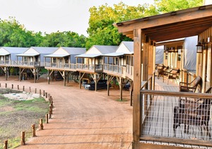 Waterfront Cabin at Son’s Rio Cibolo – 100-acre nature resort w/creek! - RC20