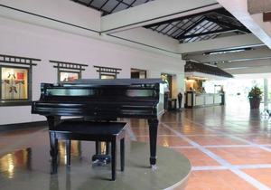 Waterfront Insular Hotel Davao