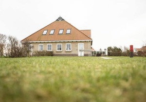 Weidevilla 14 8 beds, 1 cot, 1 saunas and 2 bathrooms