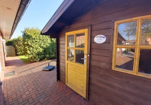 Welcome to the cozy apartment "Leuchtturm" in Norddeich!