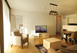 Westarkaden 2.4 | 100m² | Wifi | Netflix | Parking