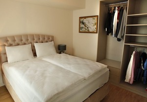 Westarkaden 2.4 | 100m² | Wifi | Netflix | Parking