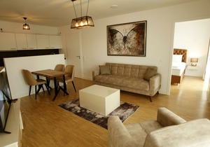 Westarkaden 2.4 | 100m² | Wifi | Netflix | Parking