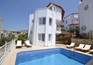 White Dream Villa 2