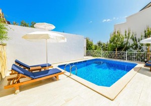 White Dream Villa 2