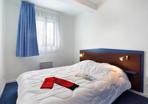 Wifi, 100m from resort center, fitness, terrace, balcony, tv, ski locker, 40m², Pyrénées 2000
