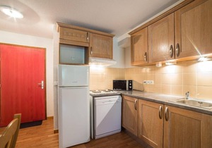 Wifi, ski-in/ski-out & foot of the slopes, fitness, swimming pool, terrace, balcony, parking, tv