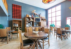 Wildwood Lodge & Suites