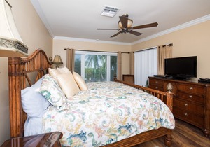 Windsong 4 - Luxury Condo-4 UNIT COMPLEX-Boggy Sand Rd-gated access to SMB