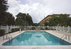 Wingate by Wyndham Brunswick