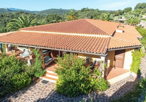 Wonderful holiday complex with pool