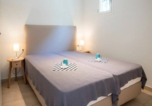 Wonderful Neapoli Villa Beachfront 2 bedroom Villa Neapoli