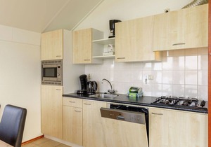 Wonderful private villa for 5 guests with hot tub, WIFI, pool, TV, terrace and parking