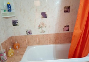 Wonderful top floor apartment ideally located between sea and the city center