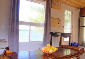 Woodfire Lake Cabin, Sky Lake Retreat. Sleep 2 People