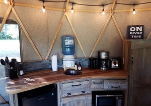 Yogi's Yurt - Miska Haven - Serenity on the Shuswap River in North Okanagan