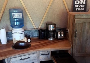 Yogi's Yurt - Miska Haven - Serenity on the Shuswap River in North Okanagan