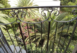 Your Fantastic Holiday in a Quaint Village Near the Beach with Mountain View