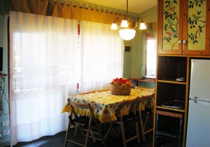 Your Fantastic Holiday in a Quaint Village Near the Beach with Mountain View