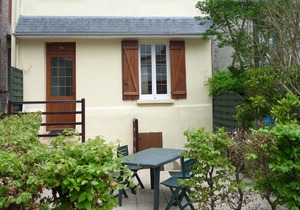 Yport Inn, 2 bedrooms, sleeps 4