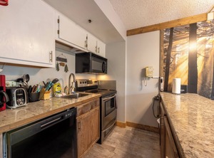 Renovated Slope Ski Slps | Snowshoe