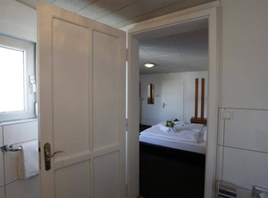 Shower Toilet Standard | Montabaur