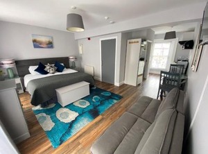 Strelitzias Bandb | Bantry