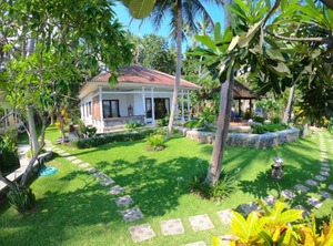 Agung Nirwana Villas | Sambirenteng