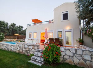 Alkistis Villa | Adele
