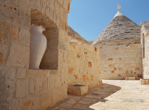 Almapetra Trulli Resort | Locorotondo