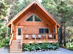 Alyeska Hideaway Log | Girdwood