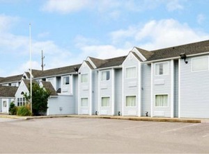 Americas Value Inn Suites Ada | Ada