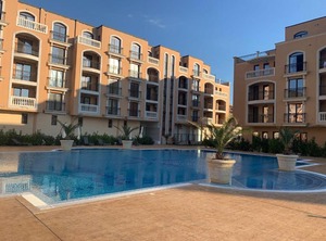 Villa Astoria | Elenite