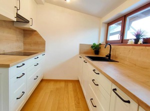 Apartma J | Mojstrana