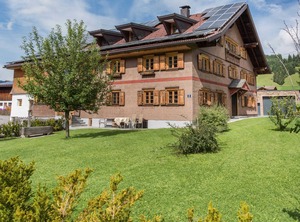 Ferienhaus Bach Für Personen Mit Schlafzimmer | Schattwald