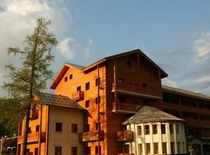 Adonis Valberg | Valberg