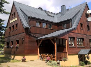 Ferienwohnung | Hermsdorf-Erzgebirge