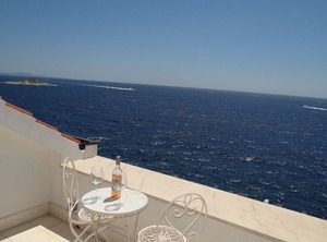 Terrace Ivan Dolac Hvar | Krizni rat