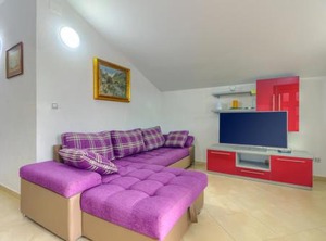 Pirovac Terrace Air Conditioning | Pirovac