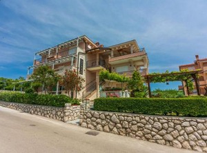 Apartments Anica | Lopar