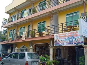 Travellers Inn | Barangay Poblacion