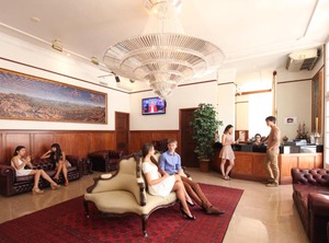 Astor Metropole Hotel | Spring Hill
