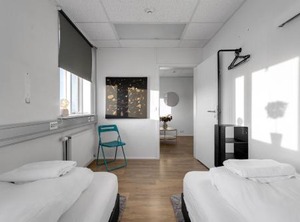 Bank Guesthouse | Innri-Njarthvik