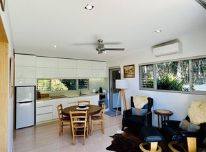 Banksia Villa | Burnside
