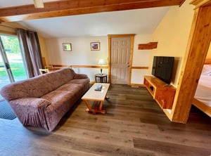 Brookside Motel | Golden